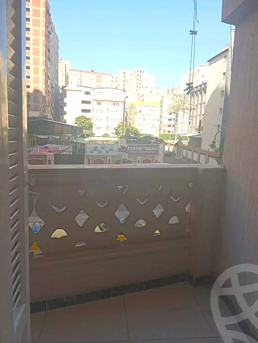 https://aqarmap.com.eg/ar/listing/6649469-for-rent-alexandria-lsywf-mostafa-kamel-st