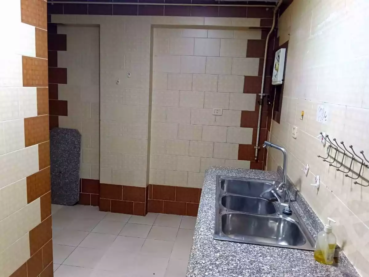 https://aqarmap.com.eg/en/listing/6649837-for-sale-alexandria-lsywf-el-falki