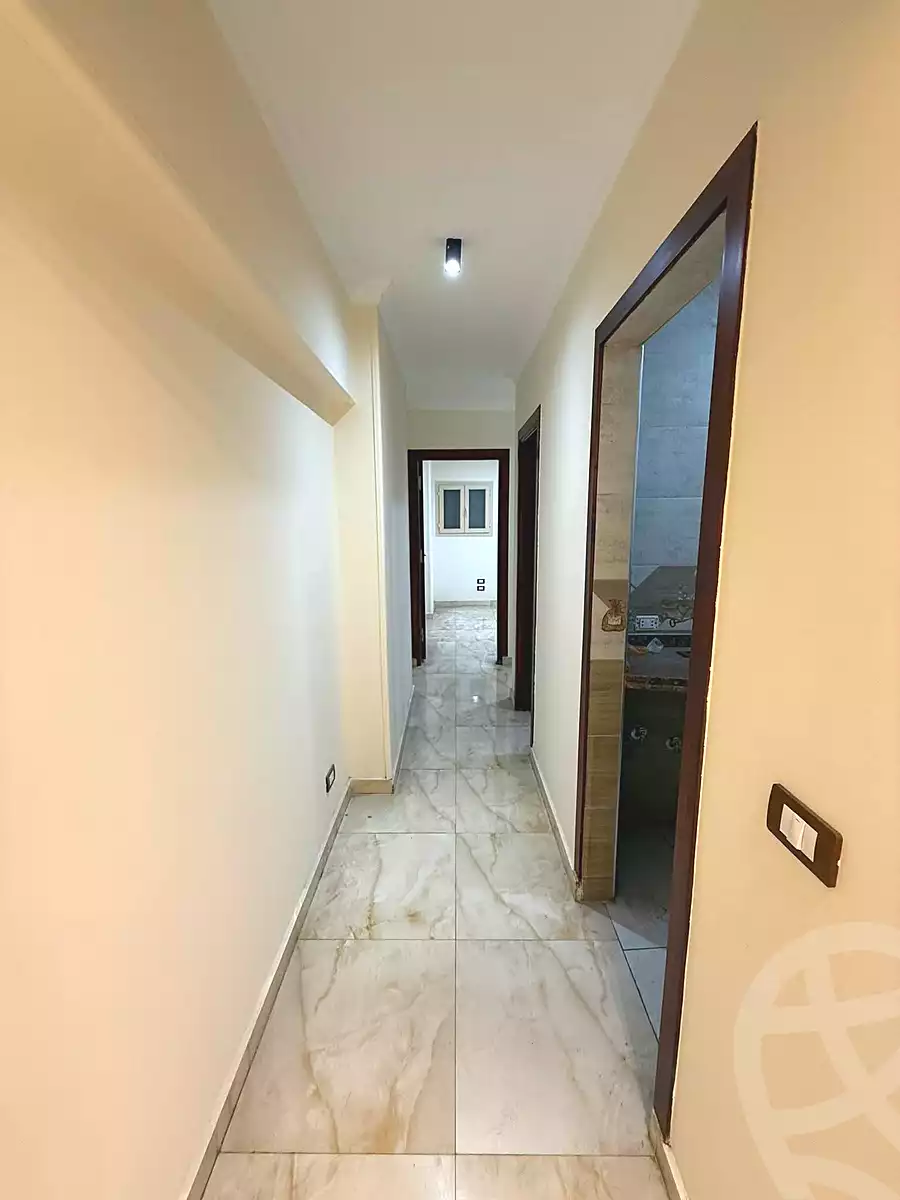 https://aqarmap.com.eg/ar/listing/6649897-for-sale-alexandria-sydy-bshr-sydy-bshr-bhry-gamal-abd-el-nasir-st
