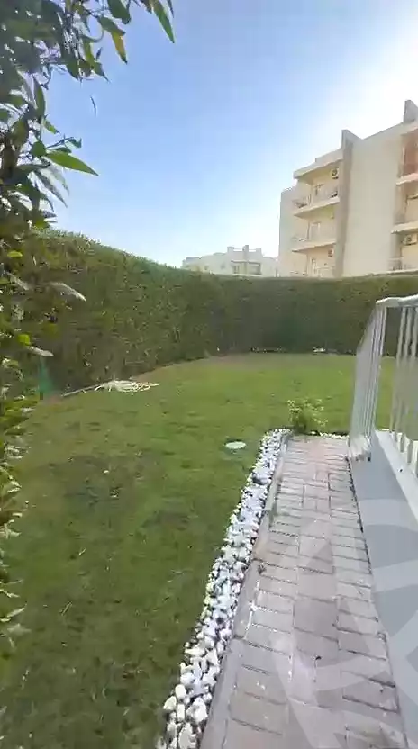 https://aqarmap.com.eg/en/listing/6650999-for-sale-cairo-el-sheikh-zayed-city-compounds-dh-drys