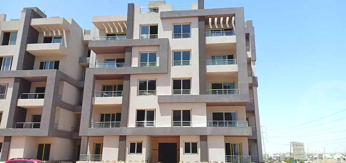 https://aqarmap.com.eg/ar/listing/6651419-for-sale-cairo-el-sheikh-zayed-city-compounds
