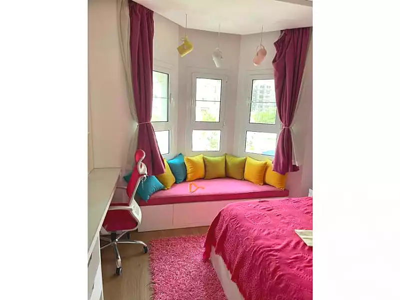 https://aqarmap.com.eg/ar/listing/6652384-for-rent-cairo-new-cairo-compounds-mountain-view-hyde-park