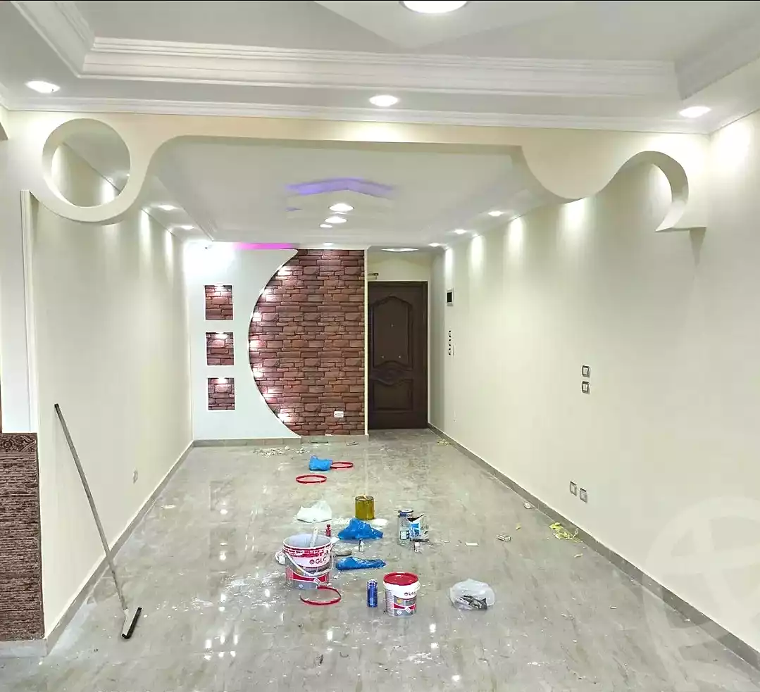 https://aqarmap.com.eg/en/listing/6652559-for-rent-alexandria-sydy-bshr