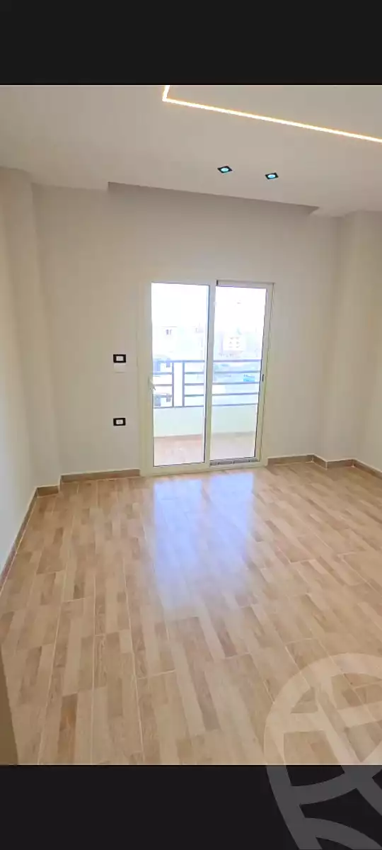 https://aqarmap.com.eg/ar/listing/6652841-for-sale-cairo-new-cairo-south-investors-zizinia-st
