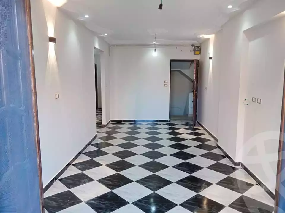 https://aqarmap.com.eg/ar/listing/6653454-for-rent-alexandria-new-miami-eskot