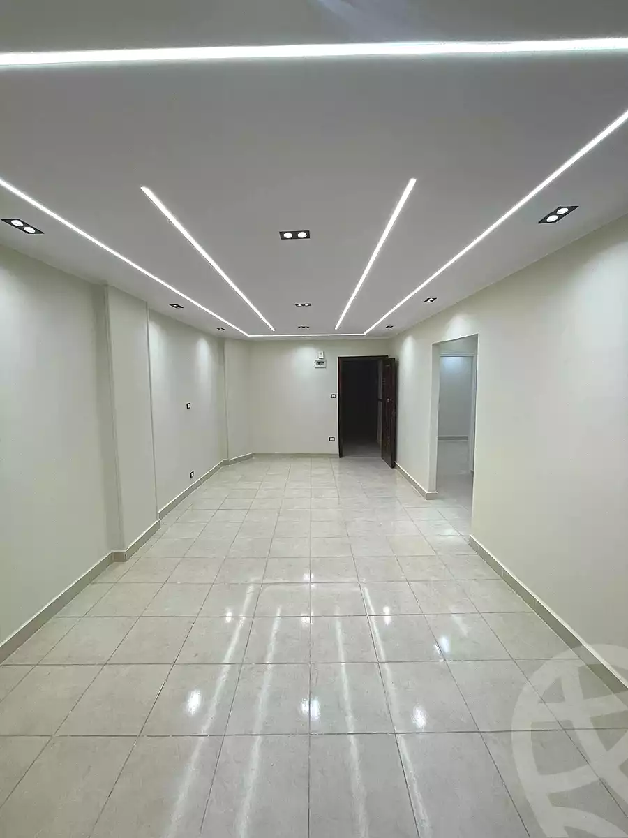 https://aqarmap.com.eg/ar/listing/6653530-for-sale-alexandria-l-jmy-lbytsh-ibrahim-othman-st