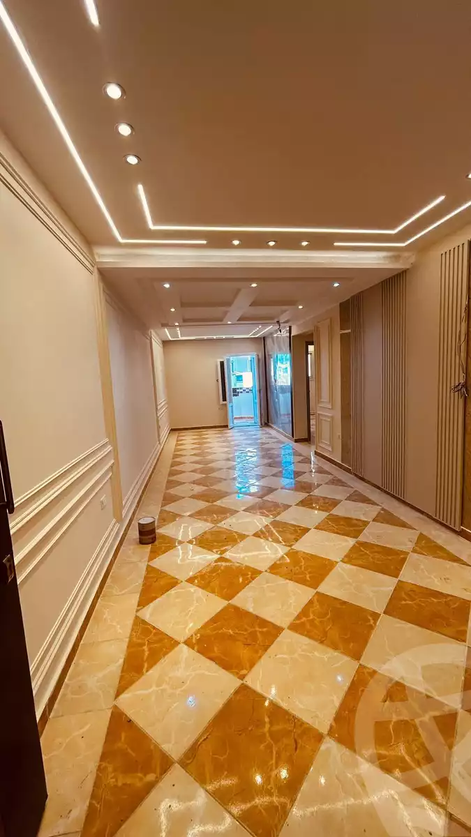 https://aqarmap.com.eg/en/listing/6654189-for-sale-alexandria-lsywf-el-falki
