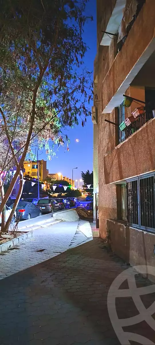 https://aqarmap.com.eg/ar/listing/6655449-for-sale-cairo-el-shorouk-tryq-lshbb
