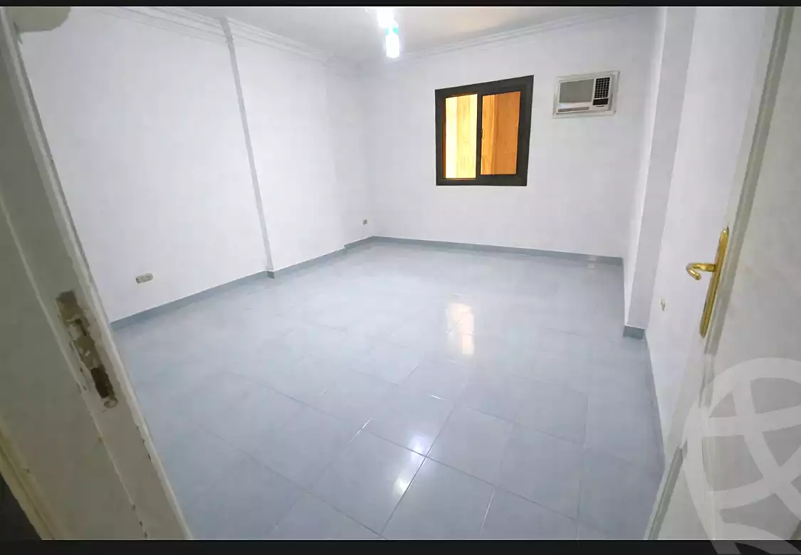 https://aqarmap.com.eg/ar/listing/3700490-for-sale-cairo-el-maadi-degla-street-200