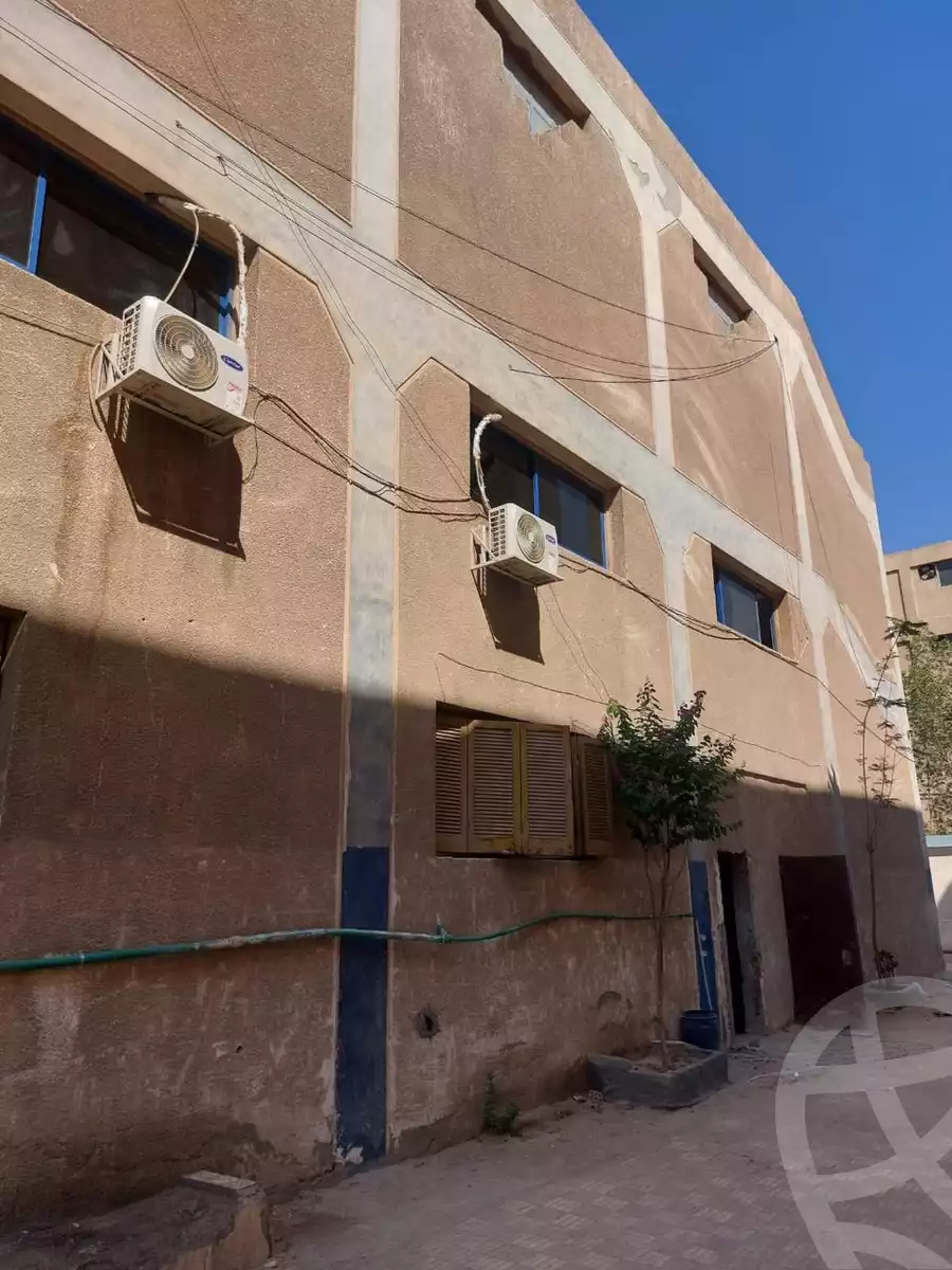 https://aqarmap.com.eg/ar/listing/6655687-for-sale-cairo-al-oubour-el-manateq-el-snaaya-first-industrial-zone