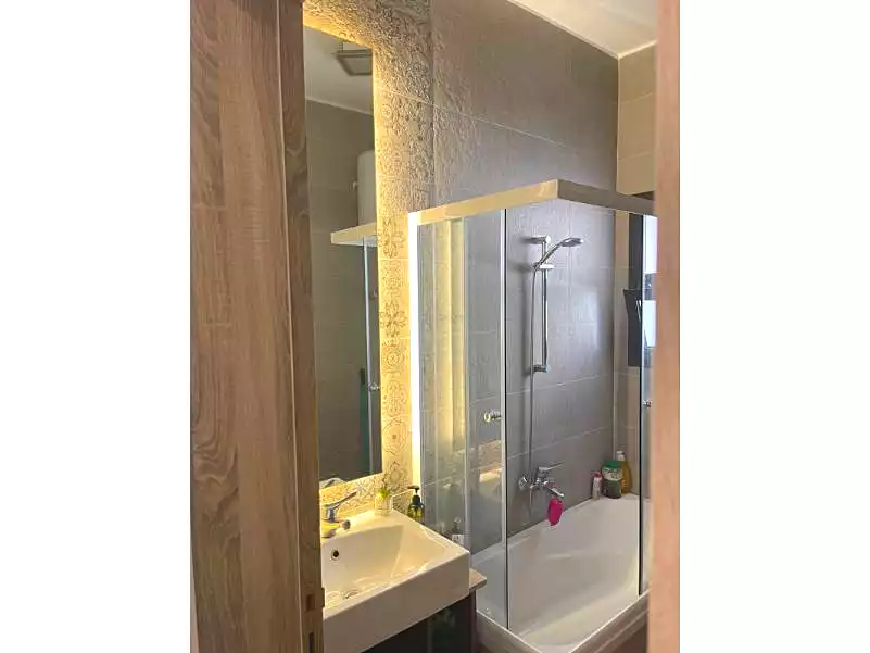 https://aqarmap.com.eg/en/listing/6656331-for-rent-cairo-new-cairo-compounds-fifth-square