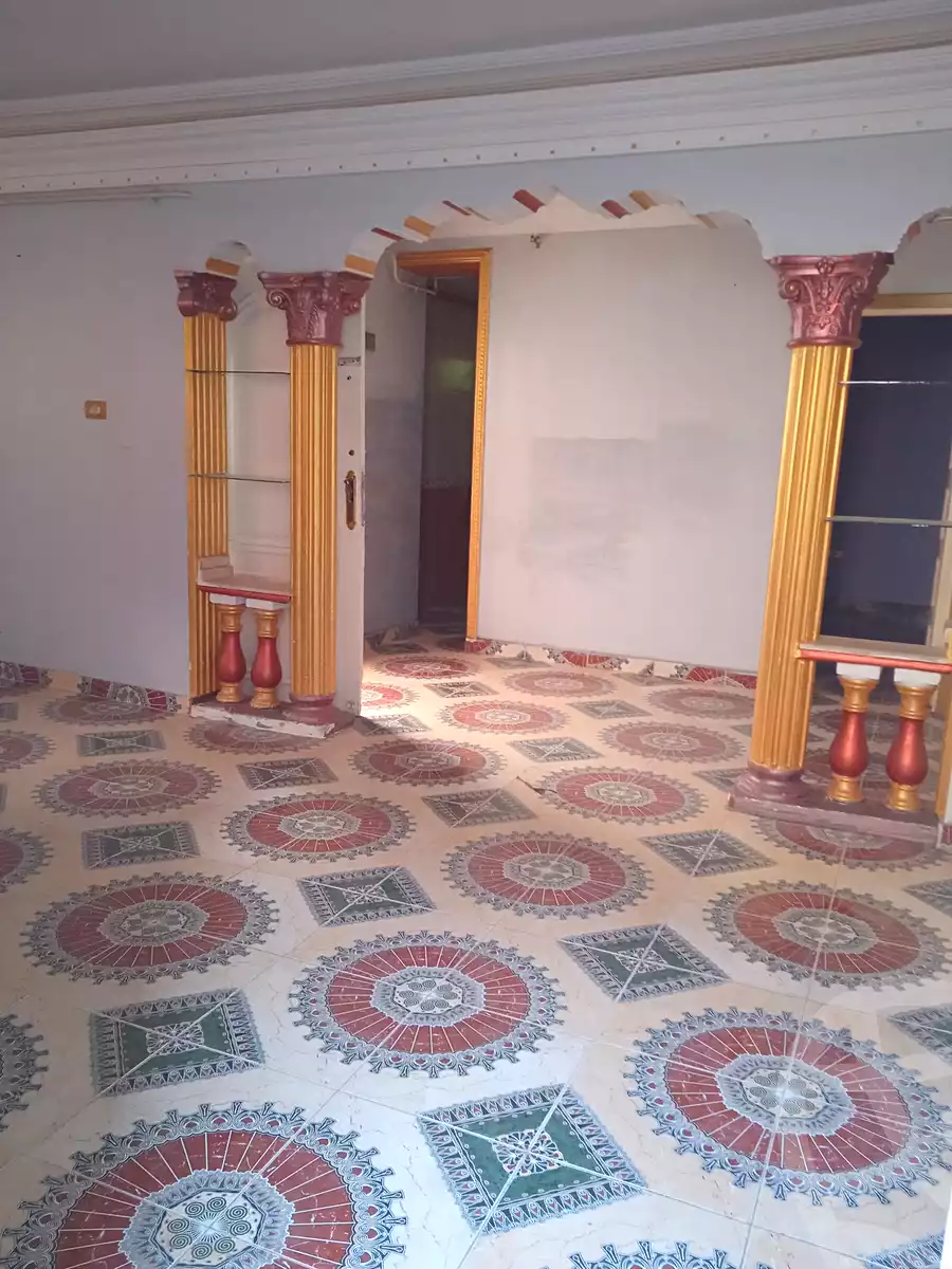 https://aqarmap.com.eg/en/listing/6656403-for-sale-alexandria-lsywf-el-falki