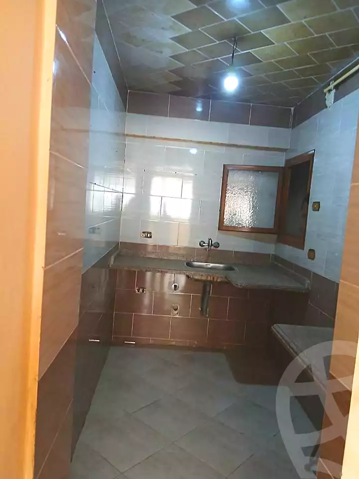 https://aqarmap.com.eg/en/listing/6656911-for-rent-alexandria-lsywf-el-falki