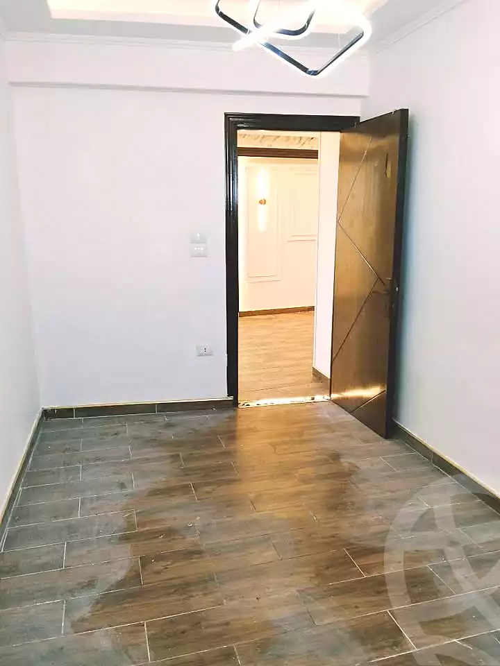 https://aqarmap.com.eg/ar/listing/6656961-for-sale-alexandria-krmwz