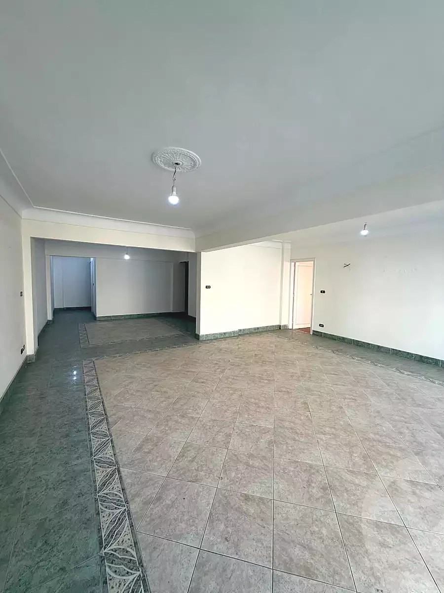 https://aqarmap.com.eg/ar/listing/6657394-for-sale-alexandria-el-asafra-ahmed-tiesser-st