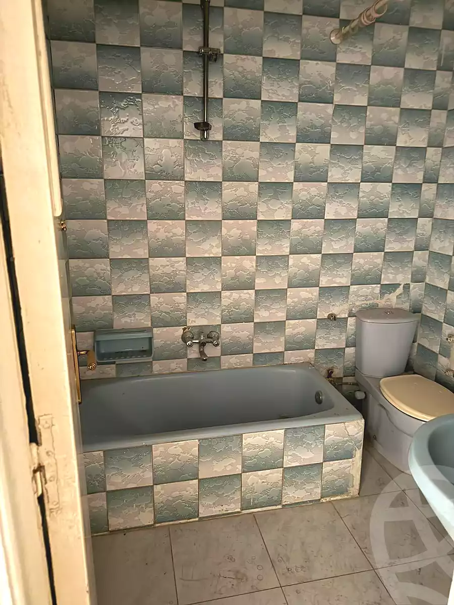 https://aqarmap.com.eg/ar/listing/6657692-for-sale-cairo-heliopolis-triumph-square-othman-ibn-affan-st