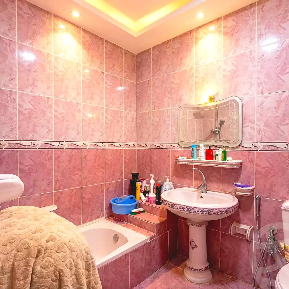 https://aqarmap.com.eg/en/listing/6657788-for-sale-alexandria-el-asafra-l-sfr-bhry