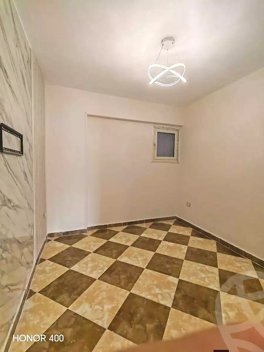 https://aqarmap.com.eg/ar/listing/6657878-for-sale-alexandria-l-jmy-lbytsh-ibrahim-othman-st