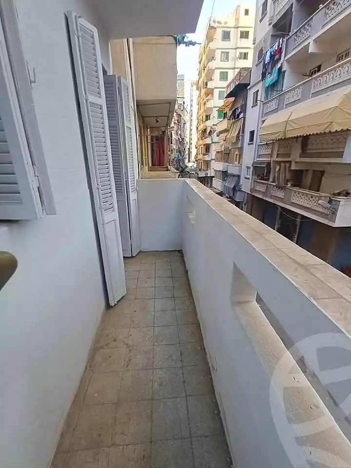 https://aqarmap.com.eg/ar/listing/6658469-for-sale-alexandria-sydy-bshr-sydy-bshr-bhry-gamal-abd-el-nasir-st