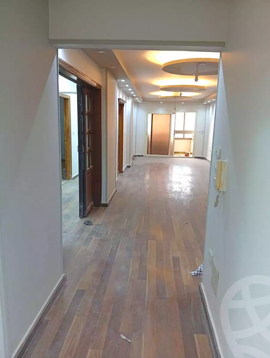 https://aqarmap.com.eg/en/listing/6658644-for-sale-cairo-helwan-helwan-el-sharkeya-ryad-pasha-st