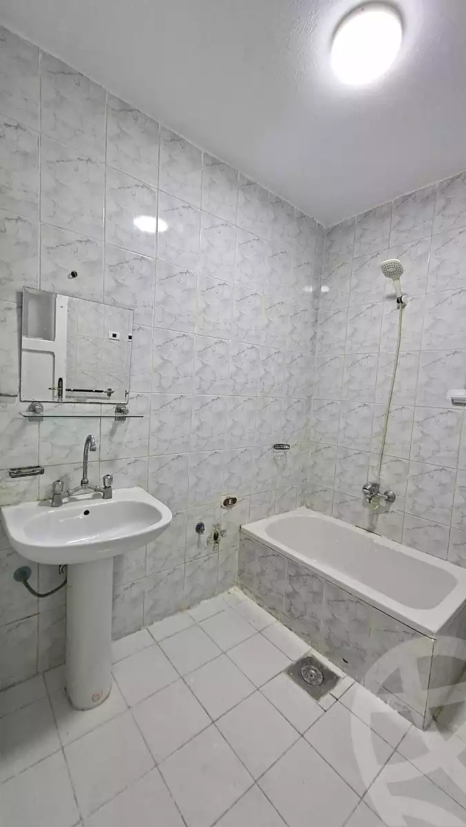 https://aqarmap.com.eg/ar/listing/6658685-for-sale-alexandria-l-jmy-shataa-el-nakheel