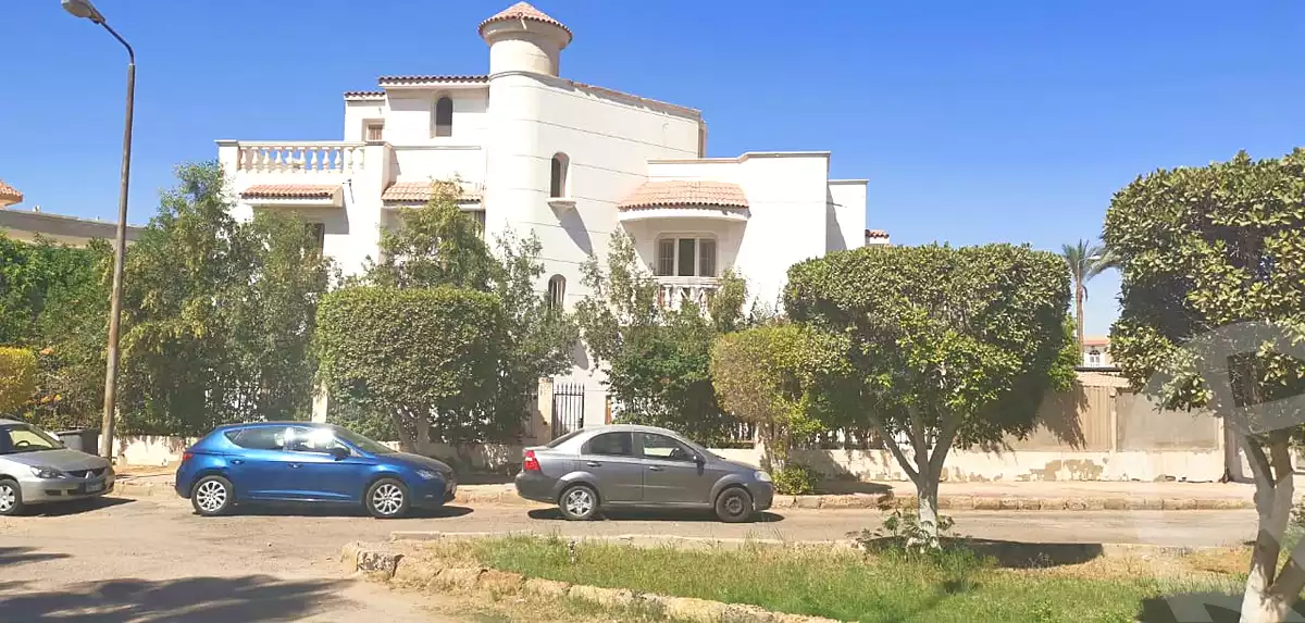 https://aqarmap.com.eg/ar/listing/6658902-for-sale-cairo-el-shorouk-compounds-daheyet-el-nakheel
