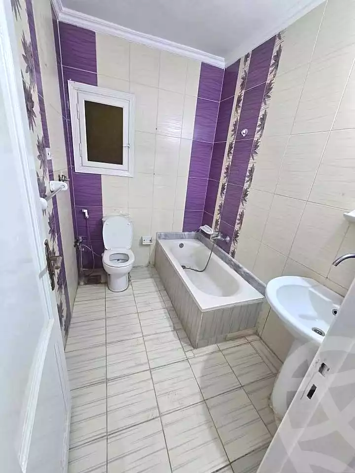 https://aqarmap.com.eg/ar/listing/6659137-for-sale-alexandria-el-asafra-l-sfr-bhry