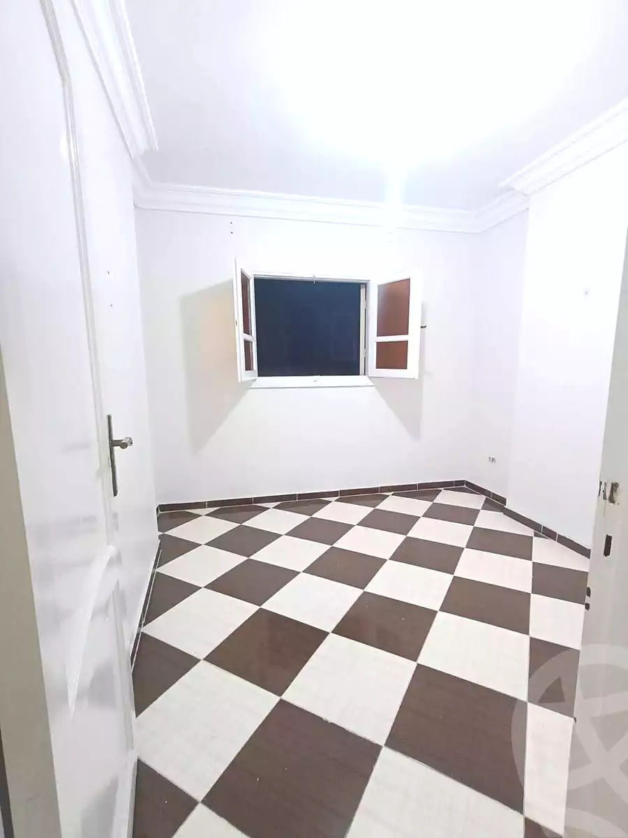 https://aqarmap.com.eg/ar/listing/6659197-for-sale-alexandria-el-asafra-l-sfr-bhry