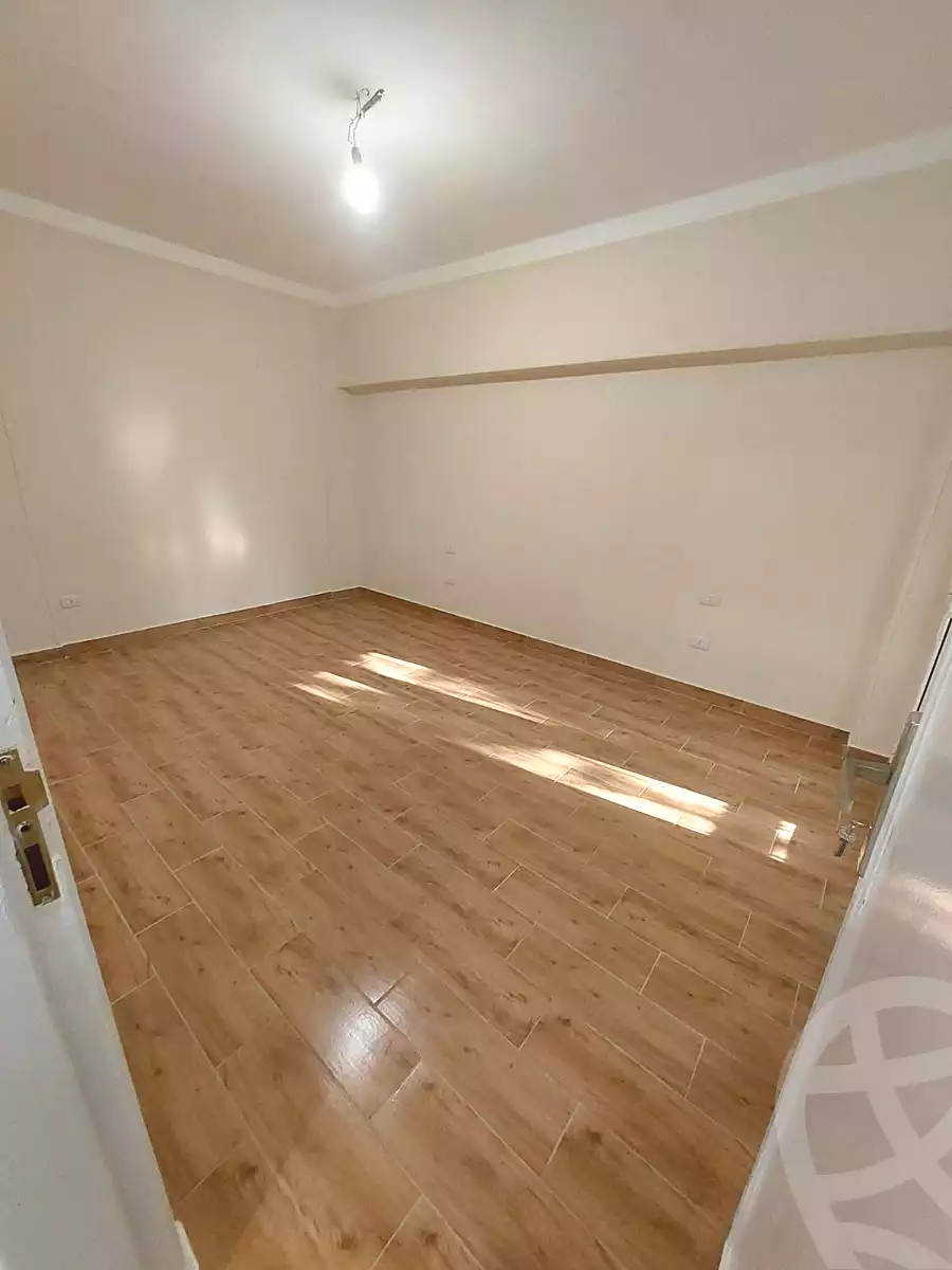 https://aqarmap.com.eg/ar/listing/6659814-for-sale-cairo-el-sheikh-zayed-city
