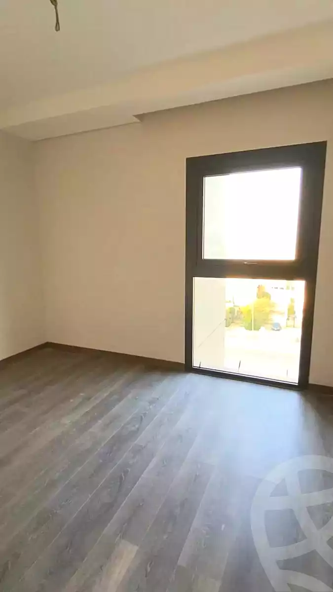 https://aqarmap.com.eg/en/listing/6659920-for-sale-cairo-el-sheikh-zayed-city-compounds-zyd-wr-llttwyr-z-tower