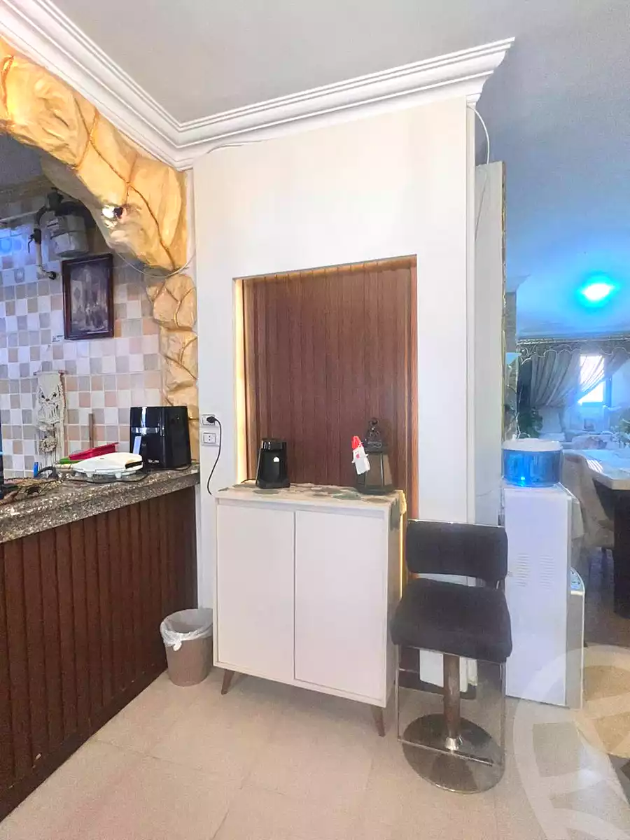 https://aqarmap.com.eg/ar/listing/6660449-for-sale-cairo-6th-of-october-el-ahyaa-neighborhood-1st