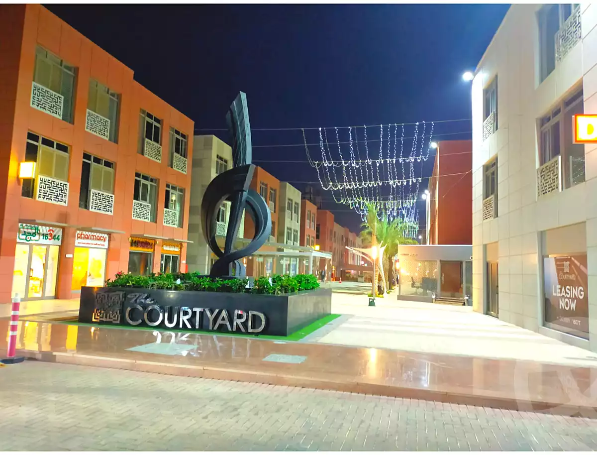 https://aqarmap.com.eg/ar/listing/6660584-for-sale-cairo-el-sheikh-zayed-city-compounds-the-courtyard-mall-dorra