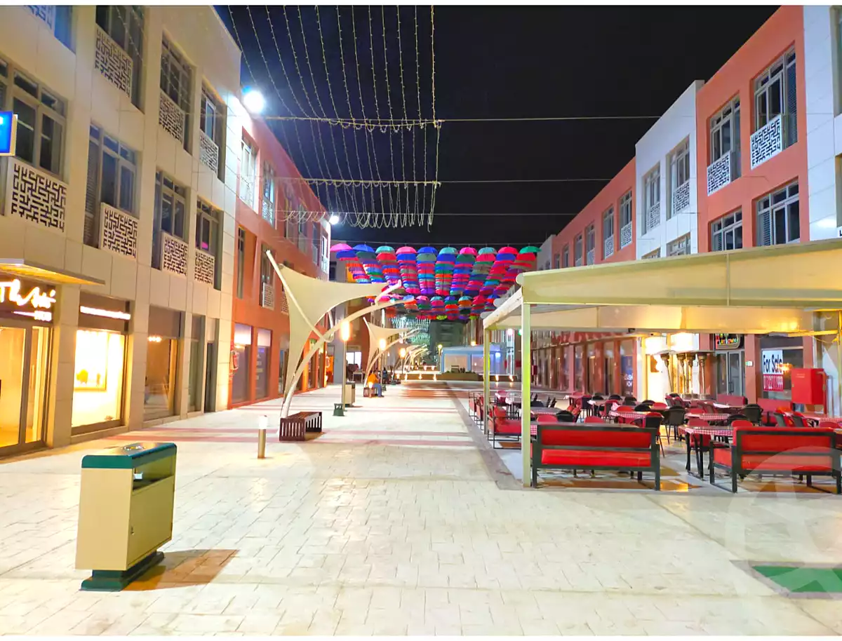 https://aqarmap.com.eg/ar/listing/6660584-for-sale-cairo-el-sheikh-zayed-city-compounds-the-courtyard-mall-dorra