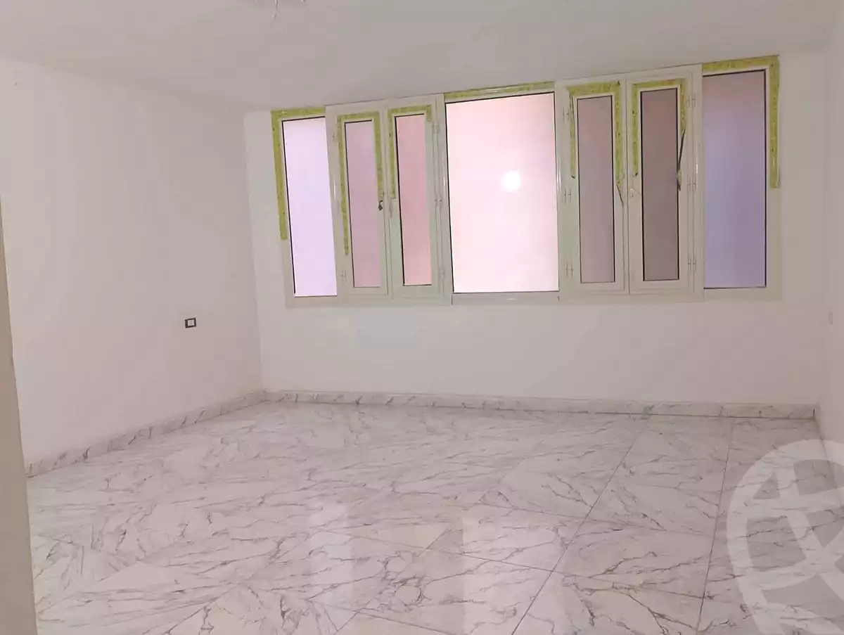 https://aqarmap.com.eg/en/listing/6660975-for-sale-cairo-helwan-hadayek-helwan-el-eshrein-st