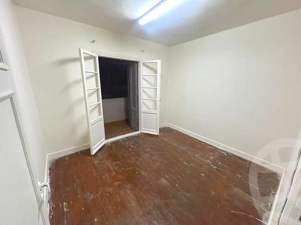 https://aqarmap.com.eg/en/listing/6661466-for-rent-alexandria-sydy-bshr