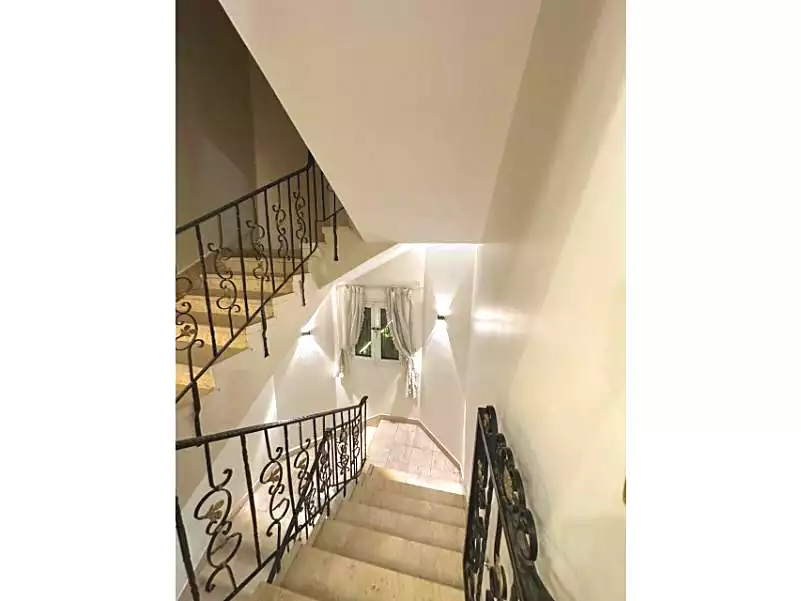 https://aqarmap.com.eg/ar/listing/6661979-for-rent-cairo-new-cairo-lrhb-city-phase-1-ahmed-rami-st