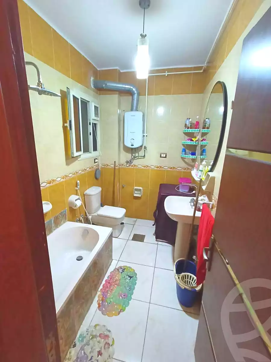 https://aqarmap.com.eg/en/listing/6662604-for-sale-cairo-helwan-mahmoud-khater-st