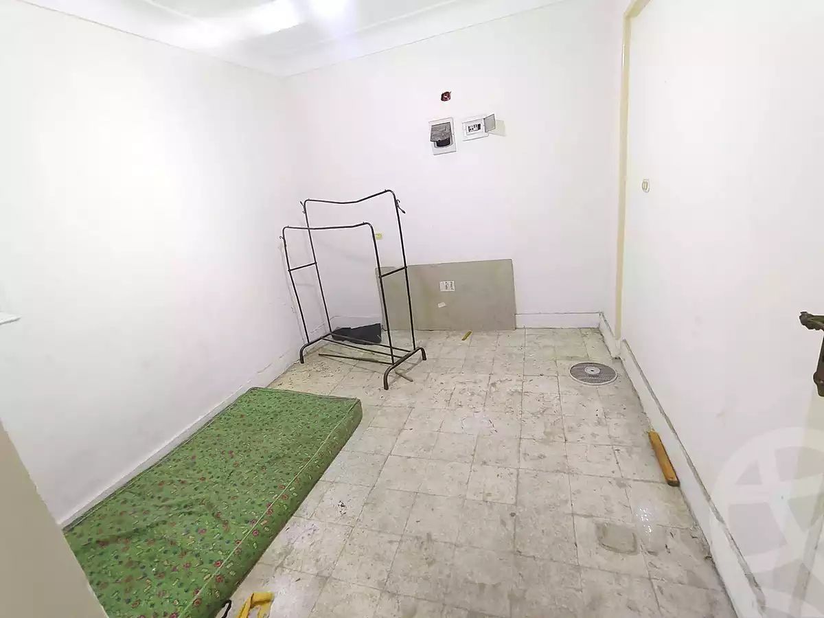 https://aqarmap.com.eg/ar/listing/6662720-for-sale-alexandria-l-jmy-el-hanouvel-al-haded-we-al-soulb-st
