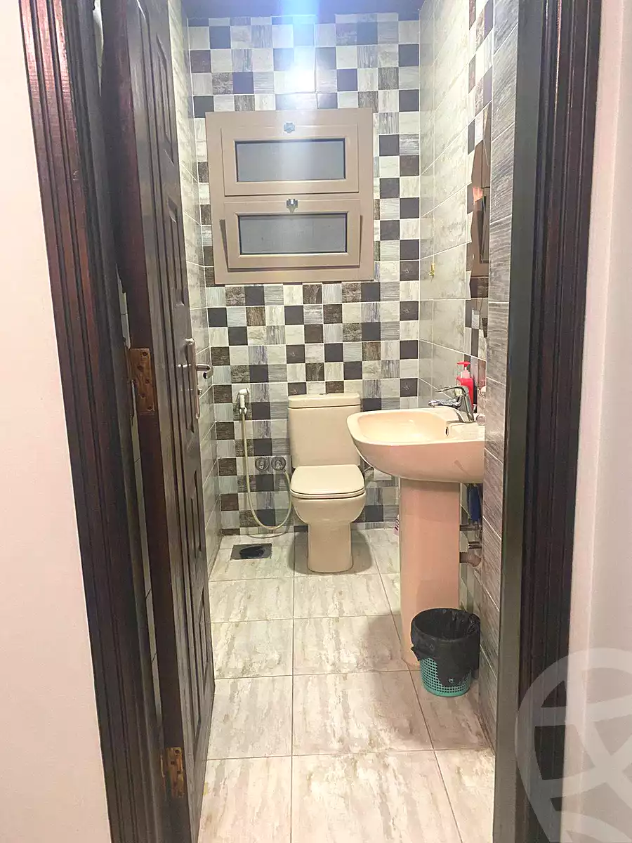 https://aqarmap.com.eg/ar/listing/6662721-for-sale-cairo-helwan-helwan-el-sharkeya-mostafa-safwat-st