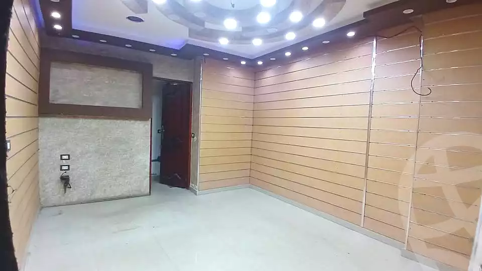 https://aqarmap.com.eg/ar/listing/6663006-for-sale-alexandria-lauran-shaarawy-st