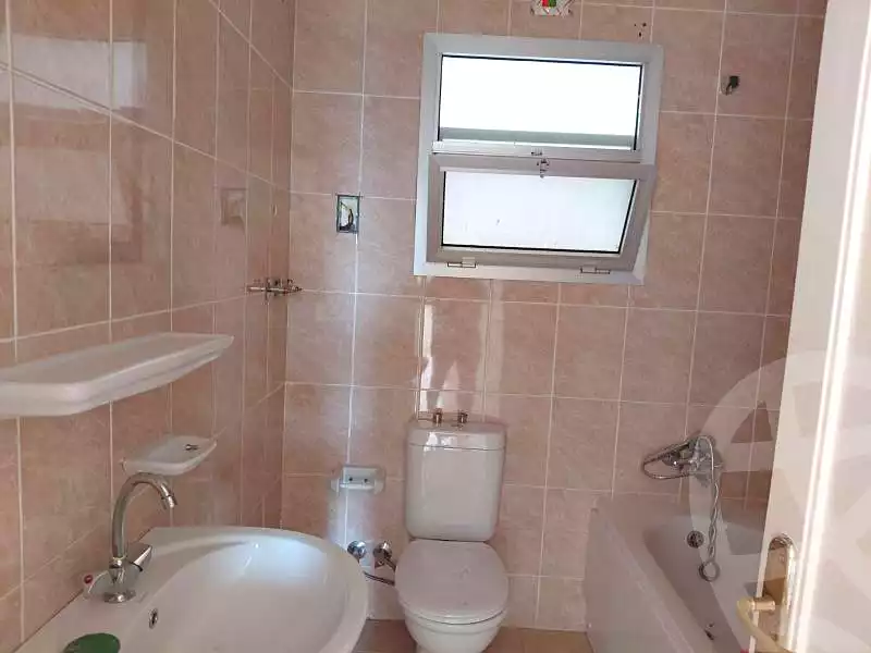 https://aqarmap.com.eg/en/listing/6663169-for-sale-cairo-new-cairo-madinaty-eleventh-zone-buildings-group-112