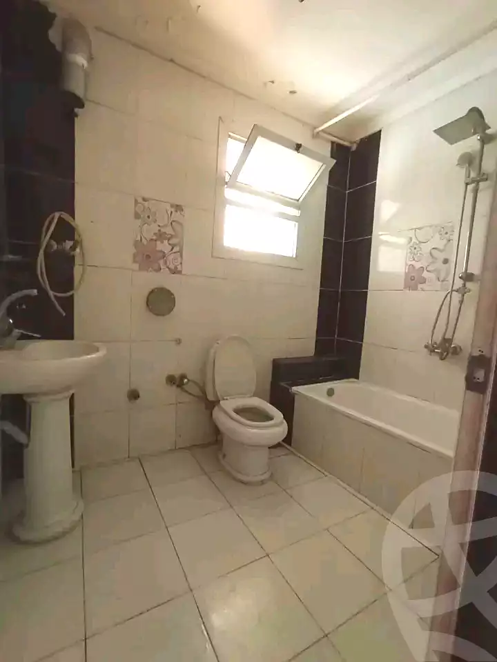 https://aqarmap.com.eg/ar/listing/6663205-for-rent-cairo-helwan-helwan-el-sharkeya-ismael-kamel-st