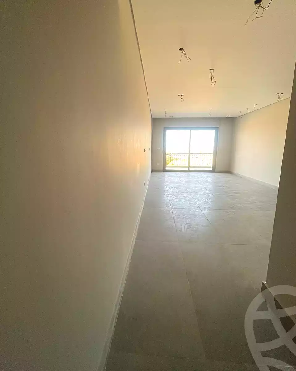 https://aqarmap.com.eg/ar/listing/6663904-for-sale-cairo-el-sheikh-zayed-city-compounds-kmbwnd-fyldj-wyst-dr-llttwyr