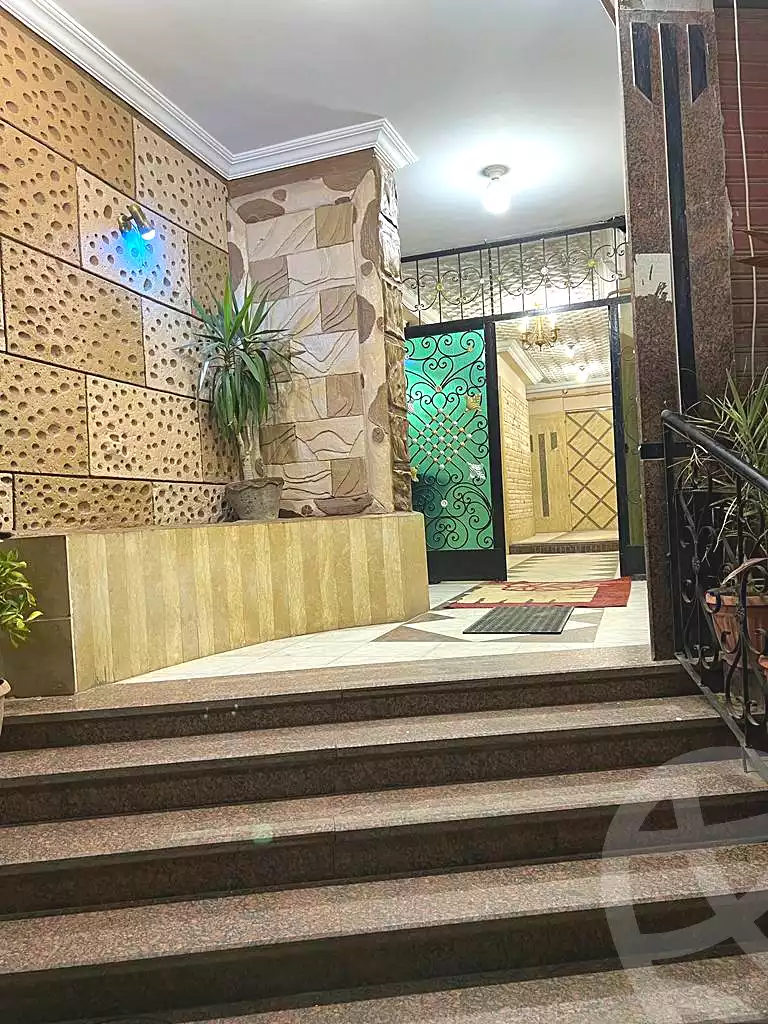 https://aqarmap.com.eg/ar/listing/6663977-for-sale-alexandria-lauran-shr-bw-qyr-tryq-lhry