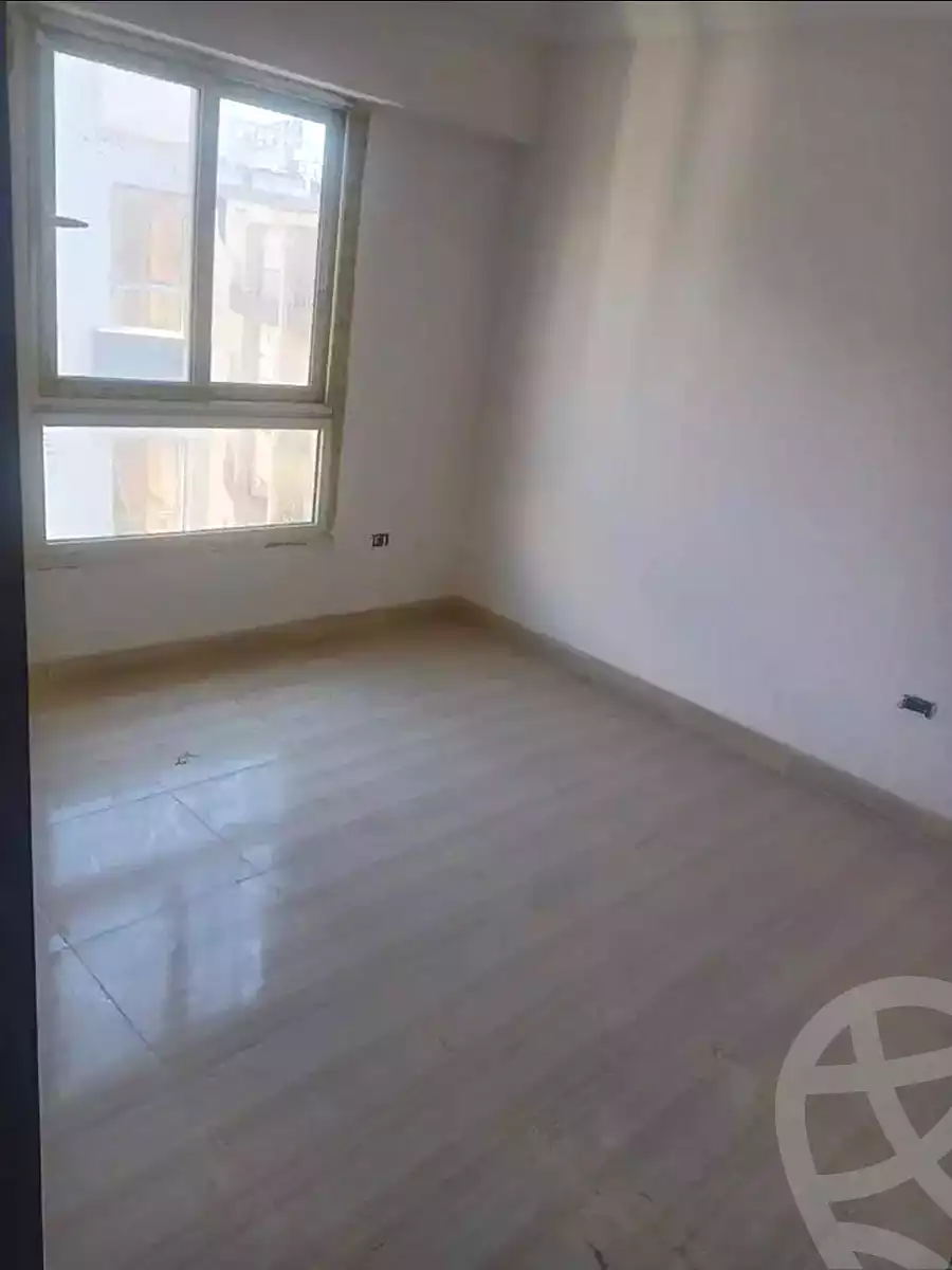https://aqarmap.com.eg/ar/listing/6664306-for-rent-alexandria-lsywf-el-karma-compound