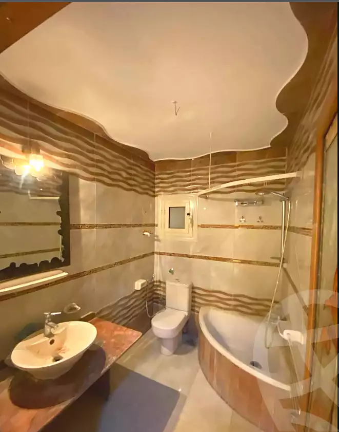 https://aqarmap.com.eg/ar/listing/6664696-for-sale-alexandria-l-jmy-lbytsh-bianchiii-el-arbaeen-st