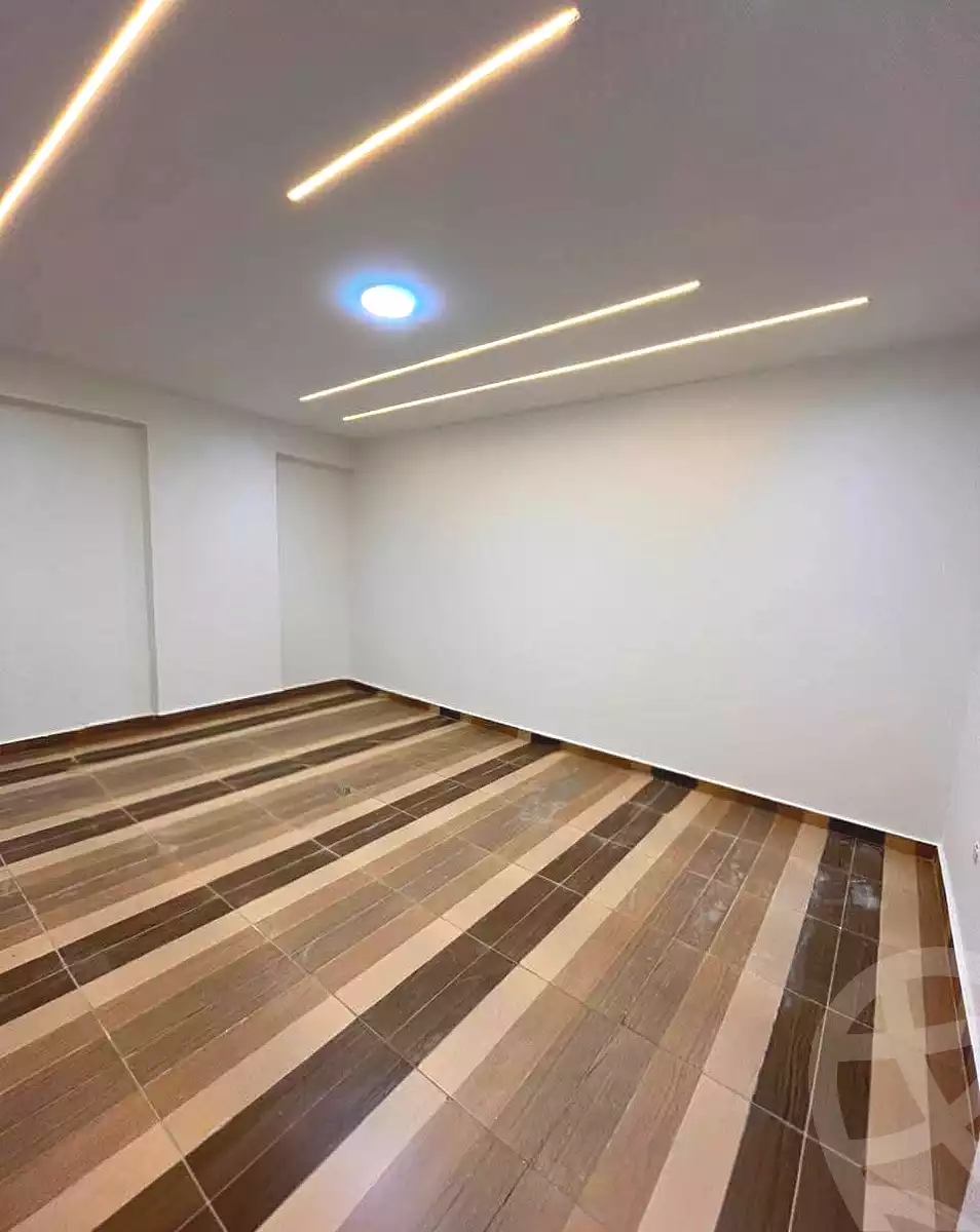 https://aqarmap.com.eg/ar/listing/6664938-for-sale-alexandria-l-jmy-lbytsh-el-reyad-st