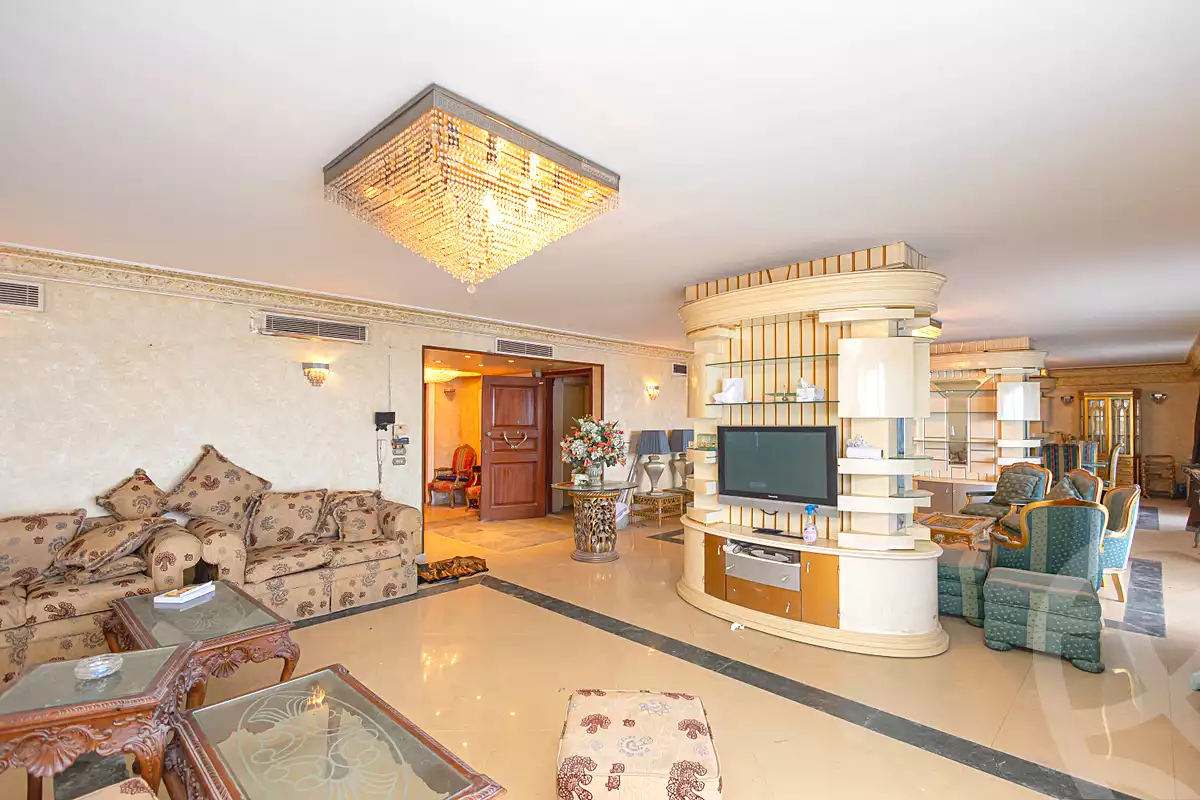 https://aqarmap.com.eg/ar/listing/6665056-for-sale-alexandria-camp-cesar-el-gaish-rd