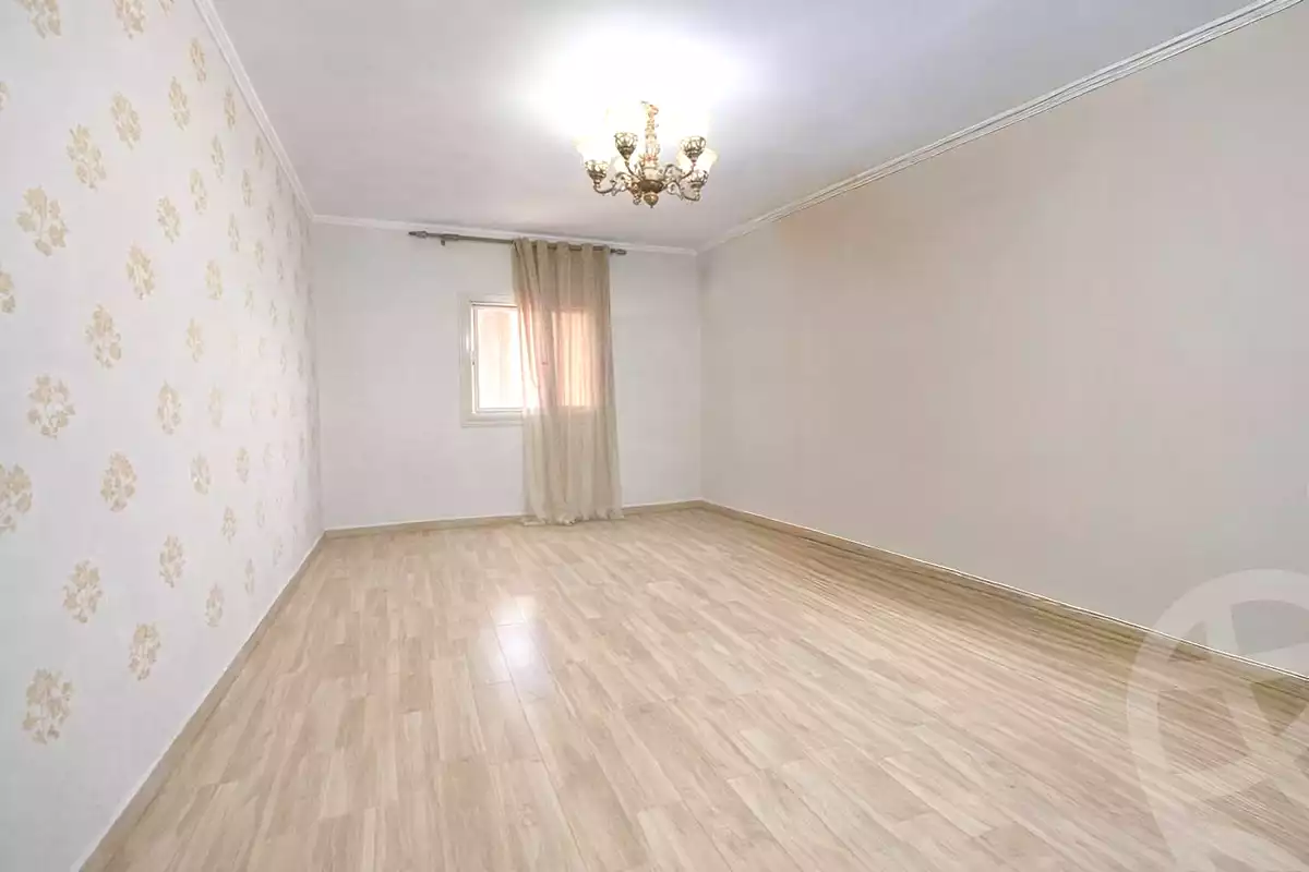 https://aqarmap.com.eg/ar/listing/6665082-for-sale-alexandria-sidi-gaber-shr-sydy-jbr