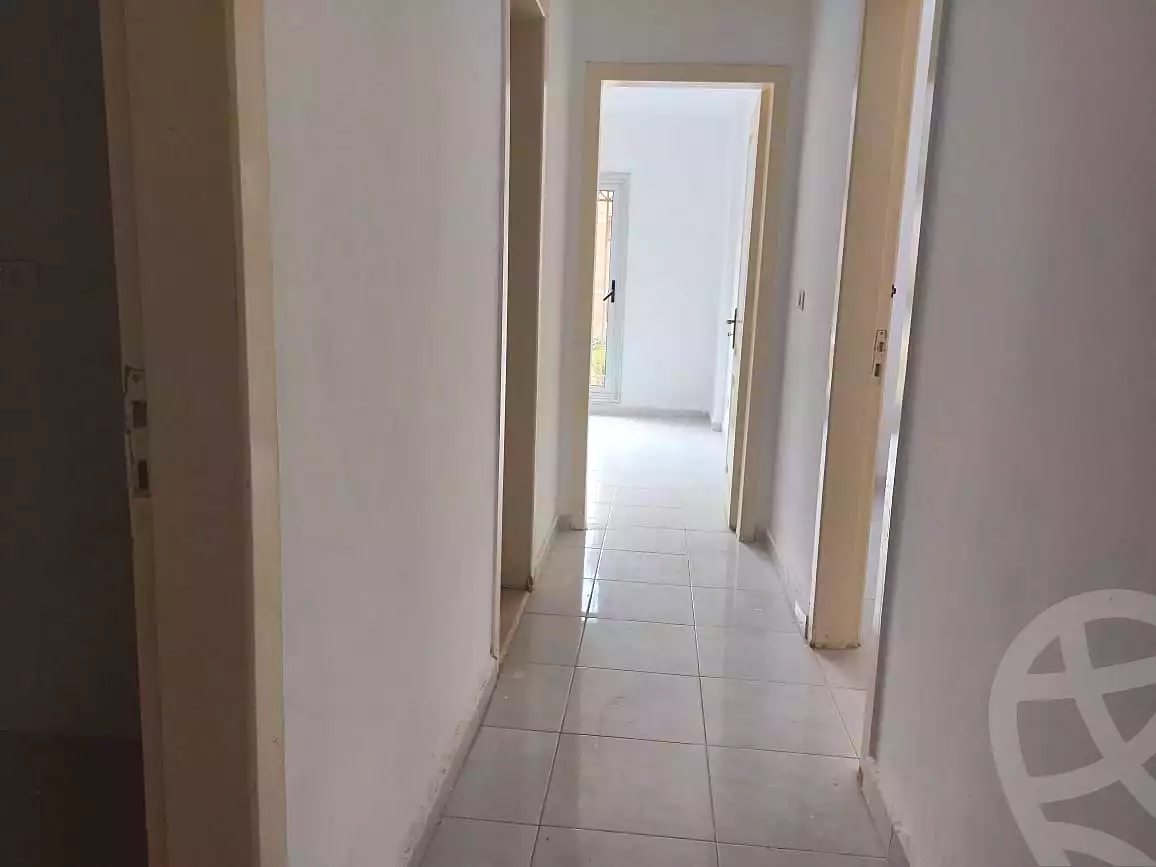 https://aqarmap.com.eg/ar/listing/6665119-for-rent-cairo-new-cairo-madinaty-first-zone-buildings-13th-st.